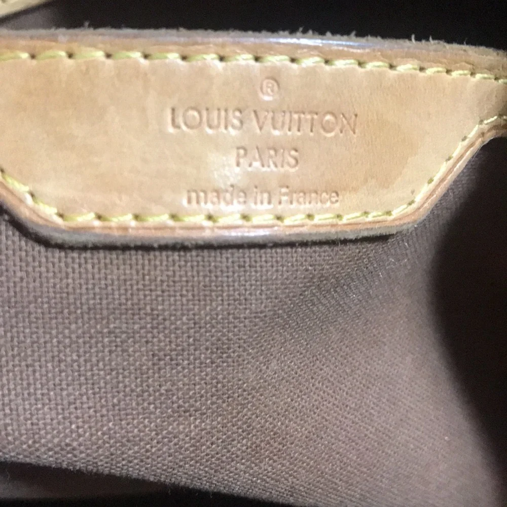 ✨ ZIPPERED ✨ EXTRA LARGE LOUIS VUITTON TOTE - Picture 13 of 14